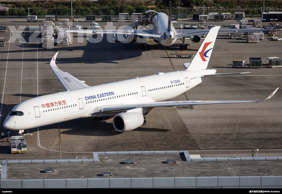 東航 359 推出
