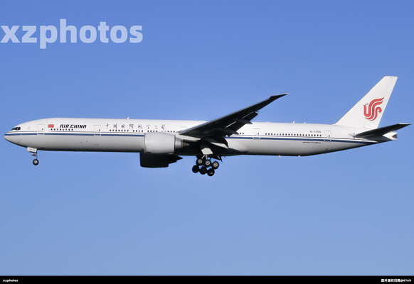 国航777W