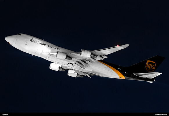5X59 HKG-ANC
