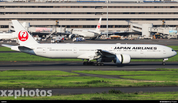 JA737J