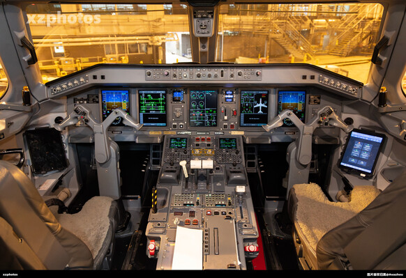N284SY
