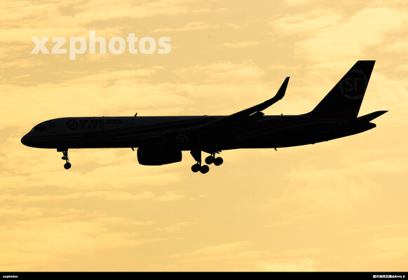 SF757剪影