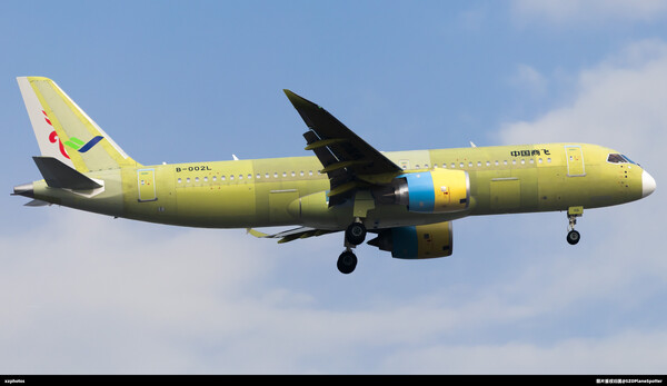 B-002L