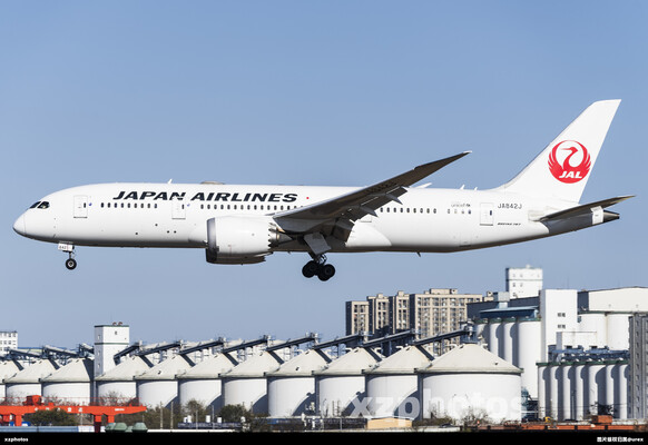 JA842J