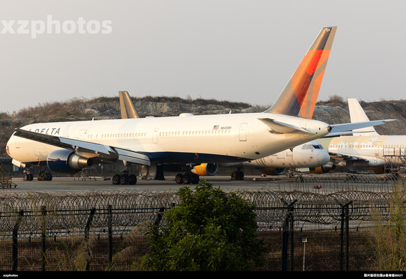 Boeing 767-432(ER)