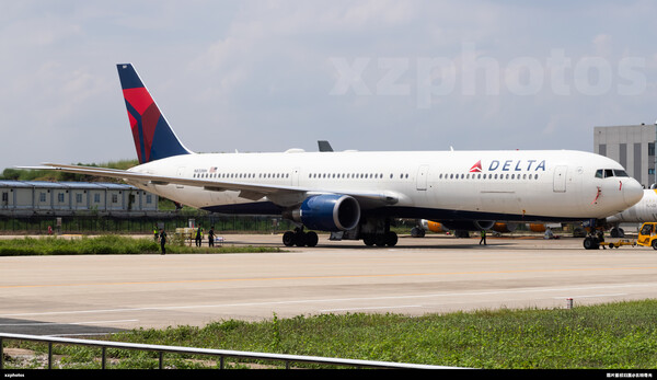 N833MH