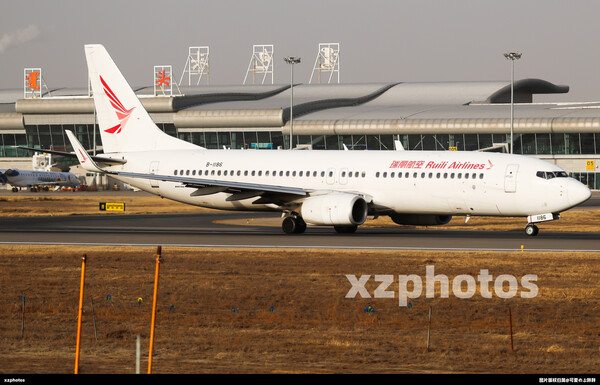 737