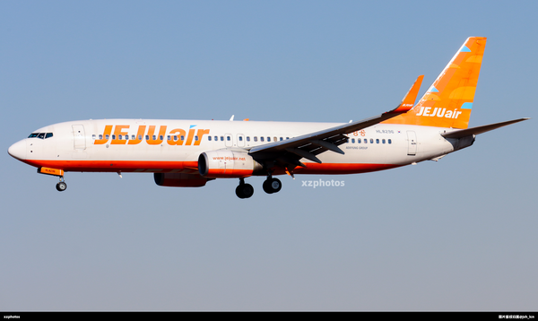 737