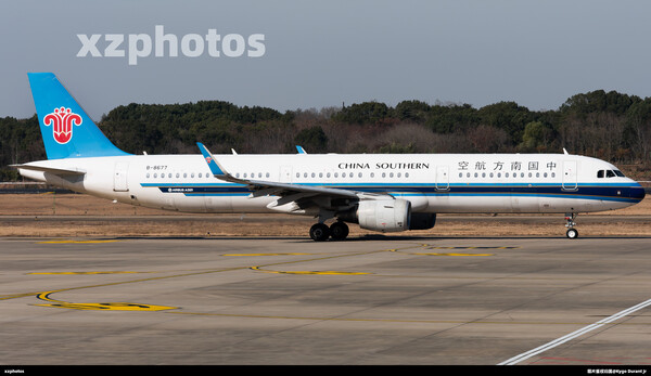 B-8677