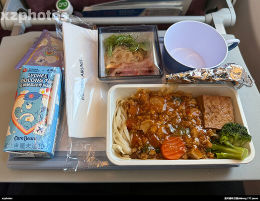 华航CI915 台北-香港(台港线下午班)经济舱餐食