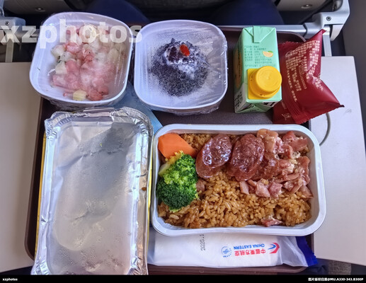 MU5411 上海浦东-成都天府经济舱餐食