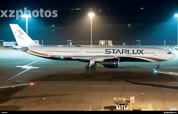Starlux339