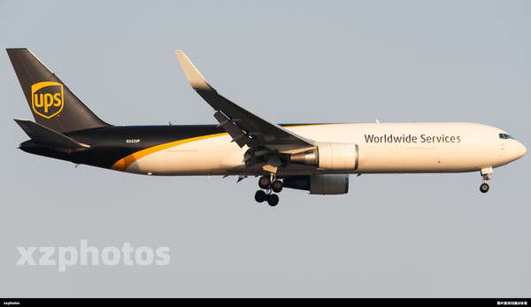 UPS 763