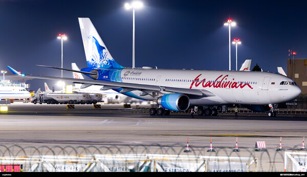 8Q-IAB