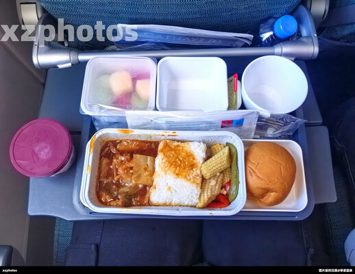 国泰航空上海--香港CX367餐食