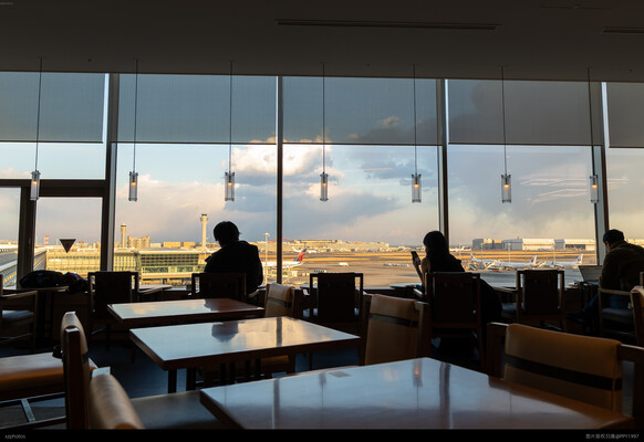 羽田机场日本航空Sakura休息室