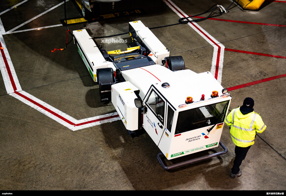 KBOS Ground Service