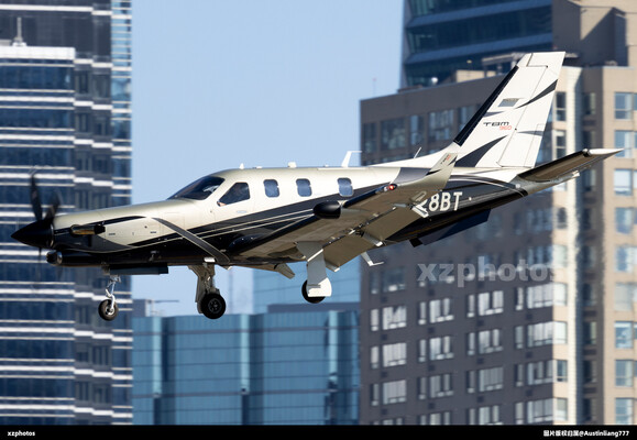 N328BT