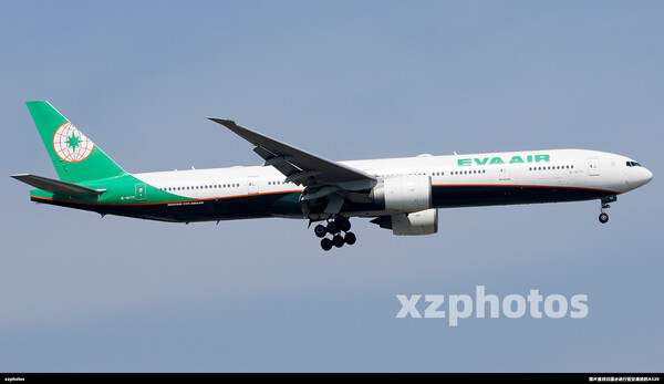 B-16711