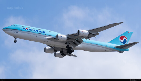HL7637