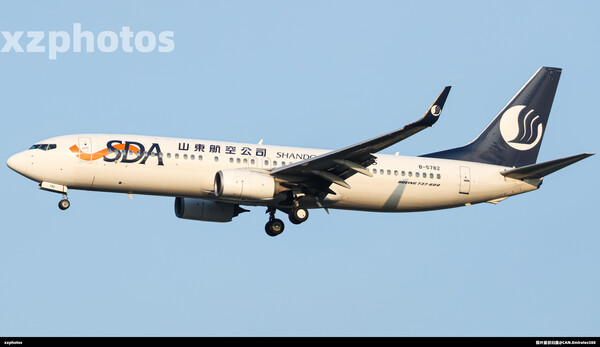 山东航空737-800（B-5782）