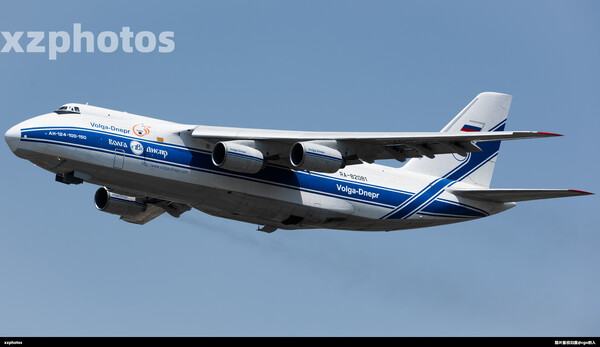 RA-82081