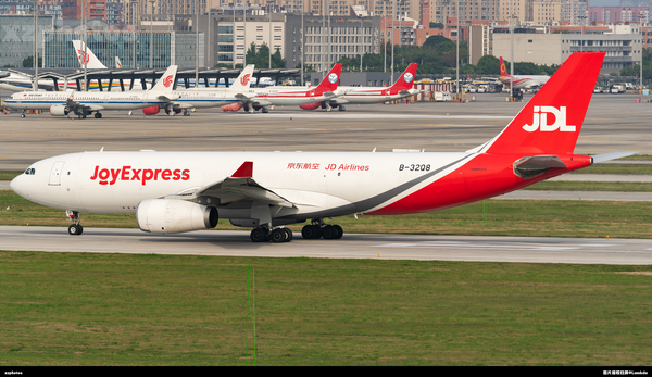 B-32Q8