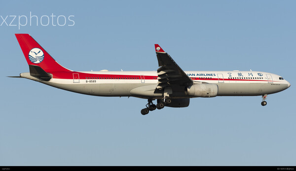 B-8589