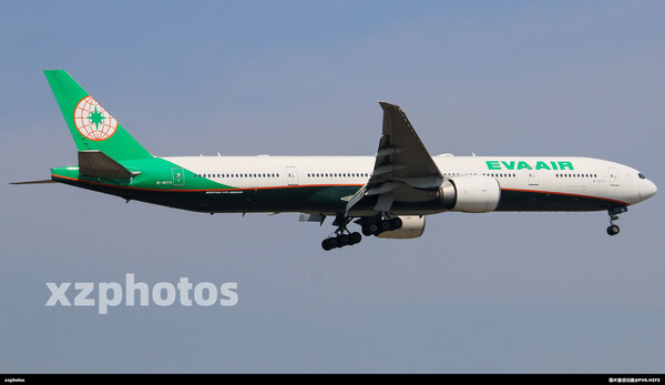 B-16711