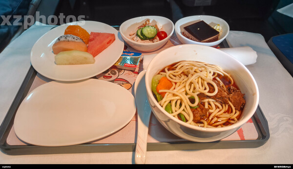 北京-深圳CA1383公务舱餐食