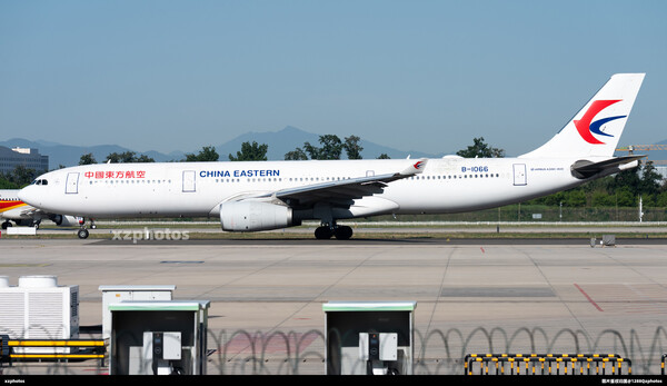 B-1066