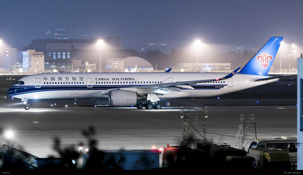 B-32CR