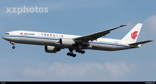 Air China B-2047 Boeing 777-39L(ER)