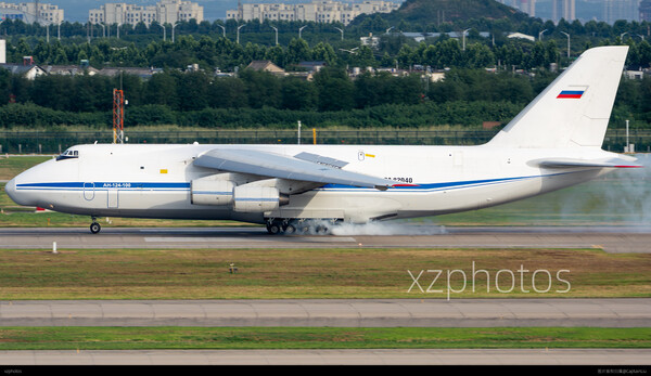 RA-82040