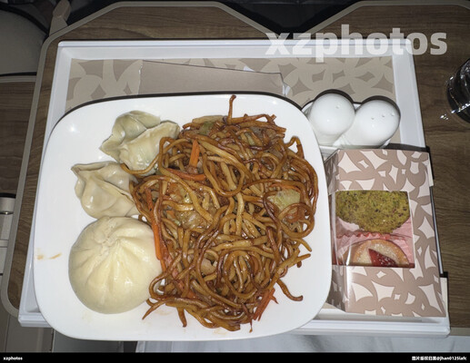 EK307 PEK-DXB超经餐食