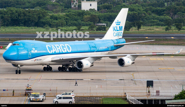 PH-CKA