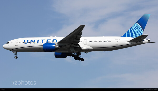 N206UA