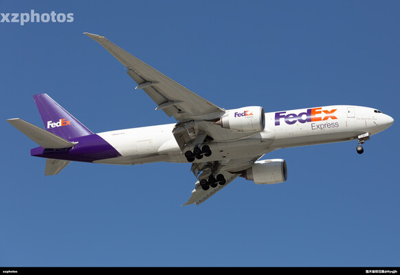 FedEx Boeing 777-FS2