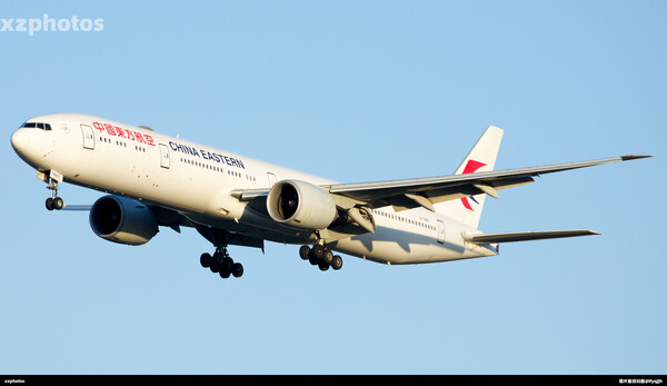 Boeing 777-39PER