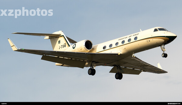 J-756