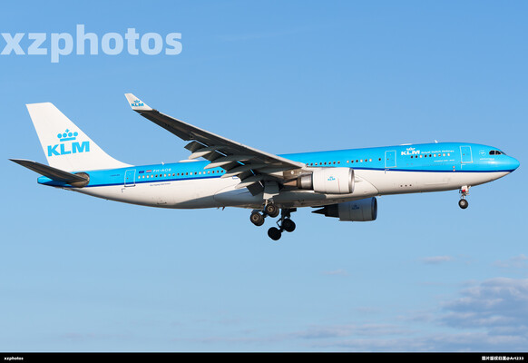 PH-AOB