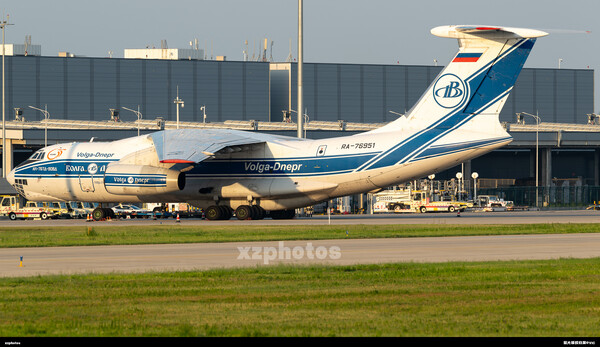 RA-76951