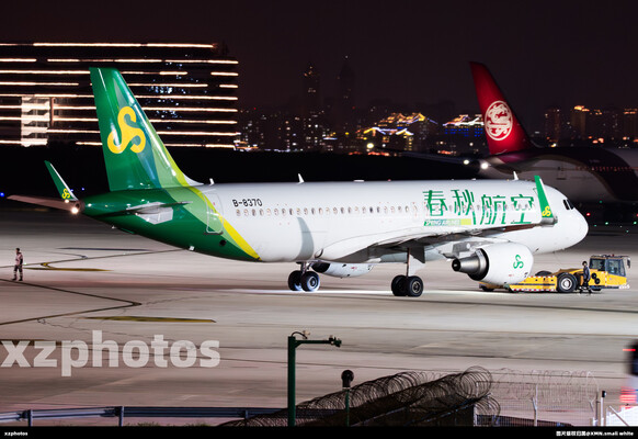 B-8370