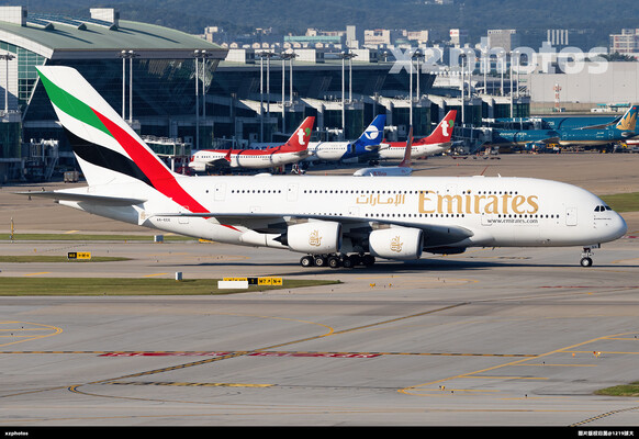A6-EEE