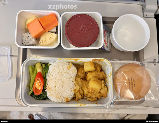 CX750 素万那普-香港 经济舱餐食