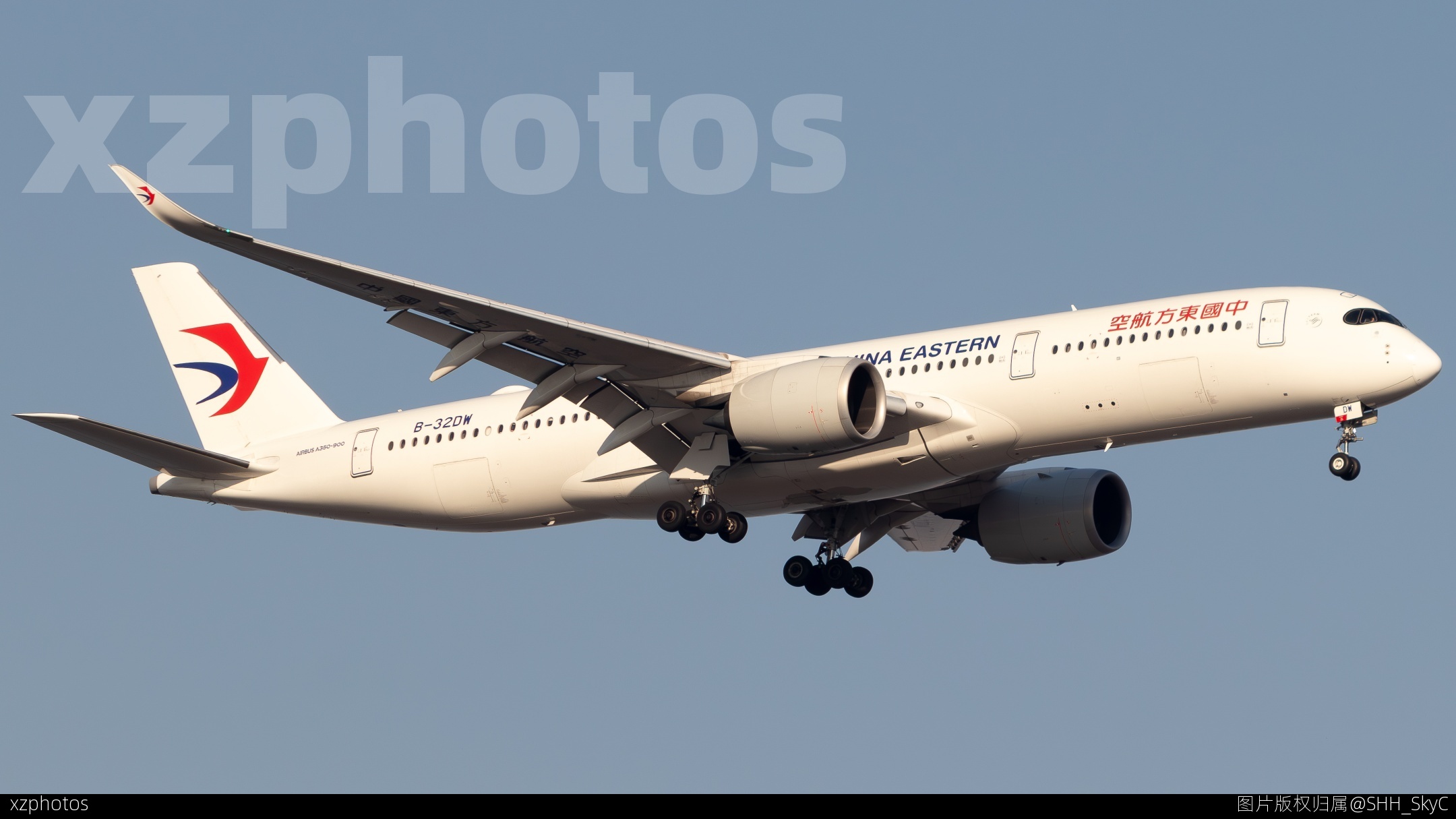 中国东方航空A350