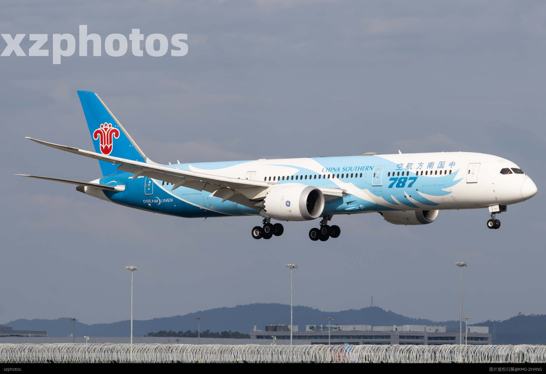 787