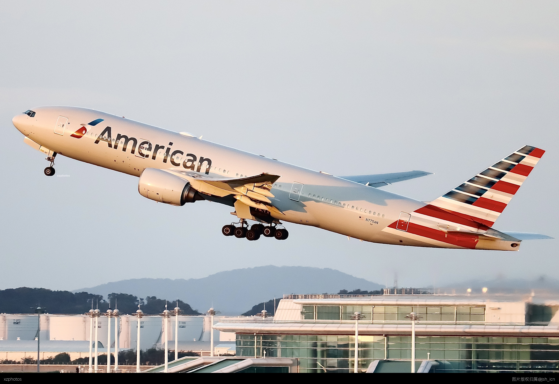 777