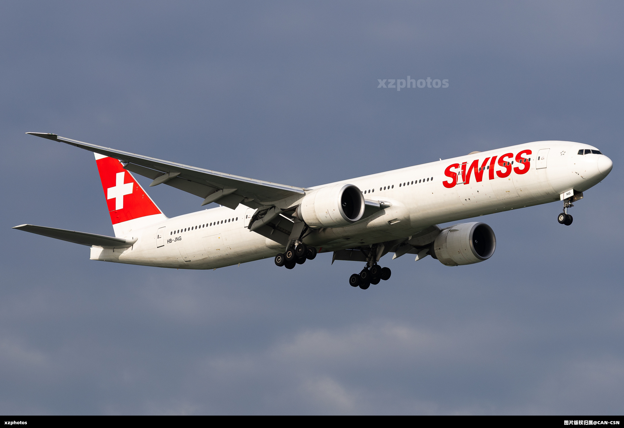 瑞士航空空客A330-300（HB-JHK）新德里起飞时左侧发动机故障起火