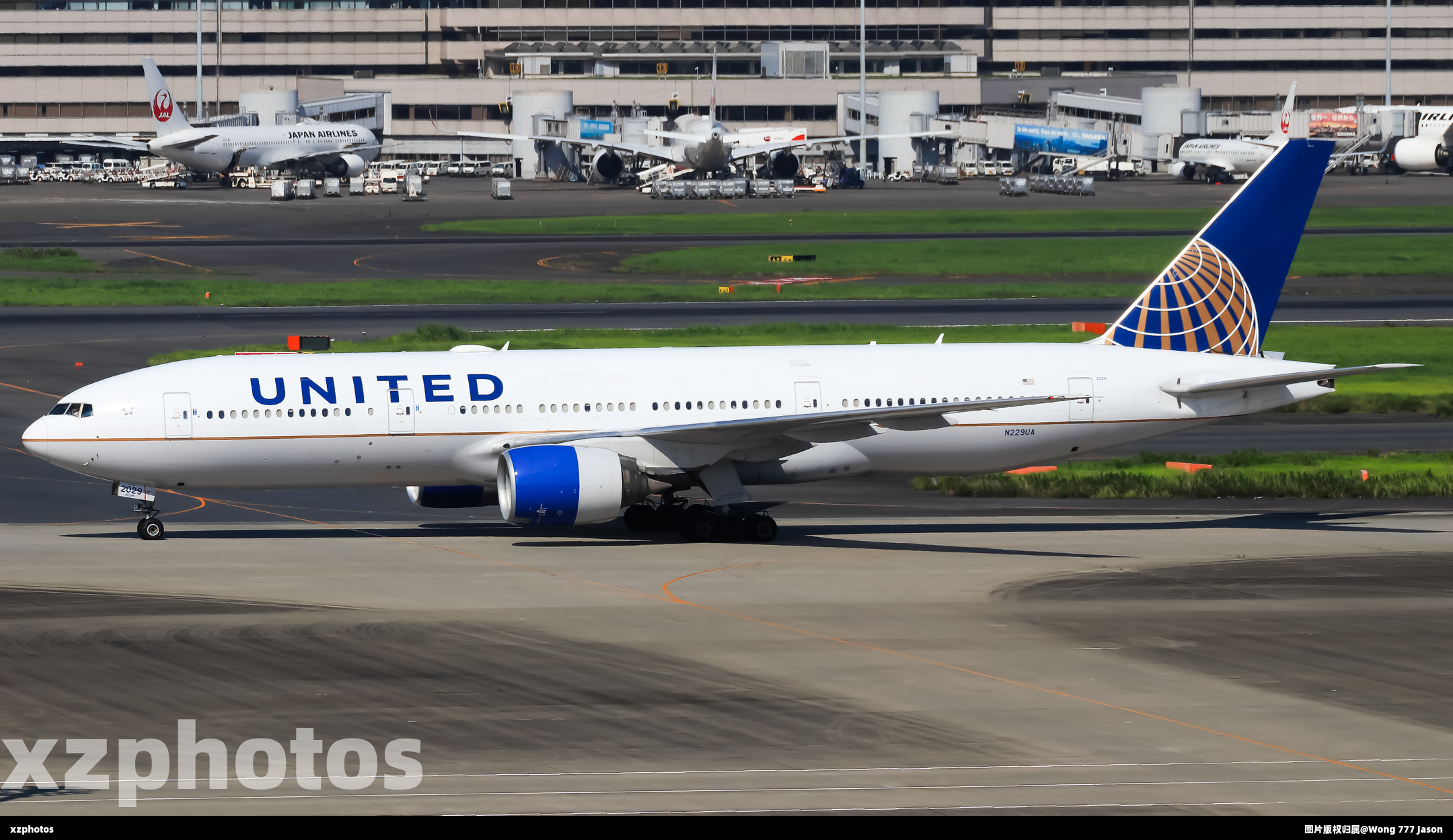 N229UA